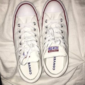 White converse women’s 10